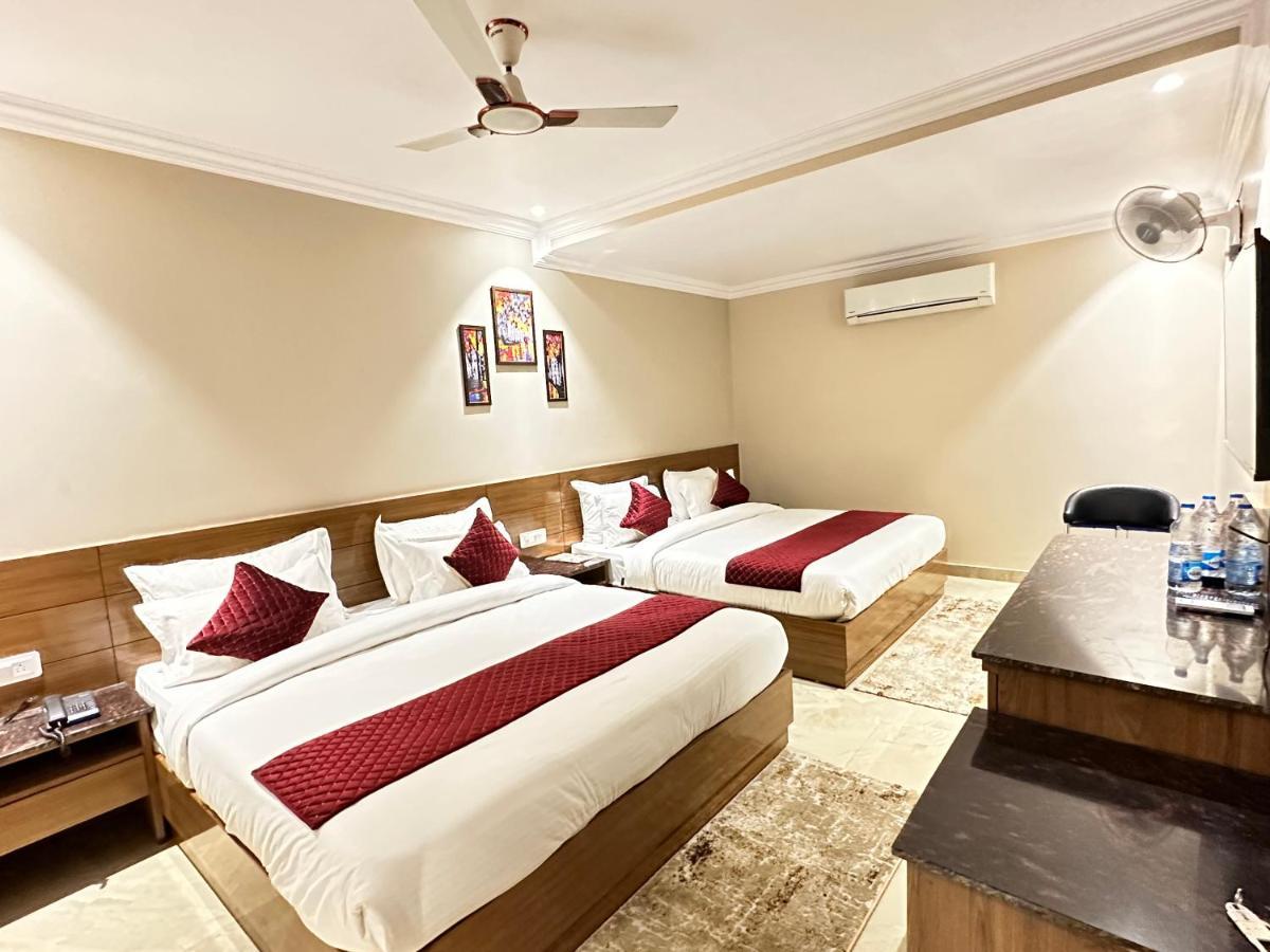 Highlands Hotel Rishīkesh Esterno foto