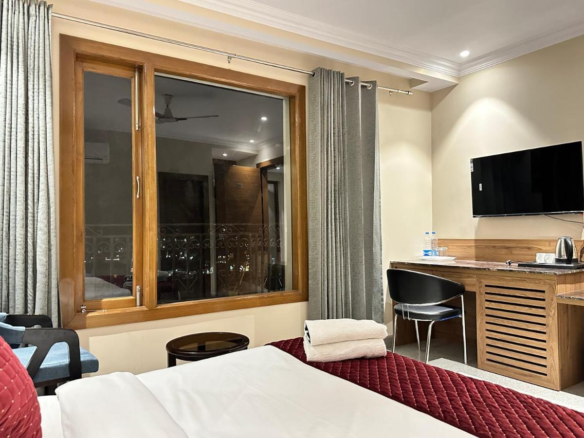 Highlands Hotel Rishīkesh Esterno foto