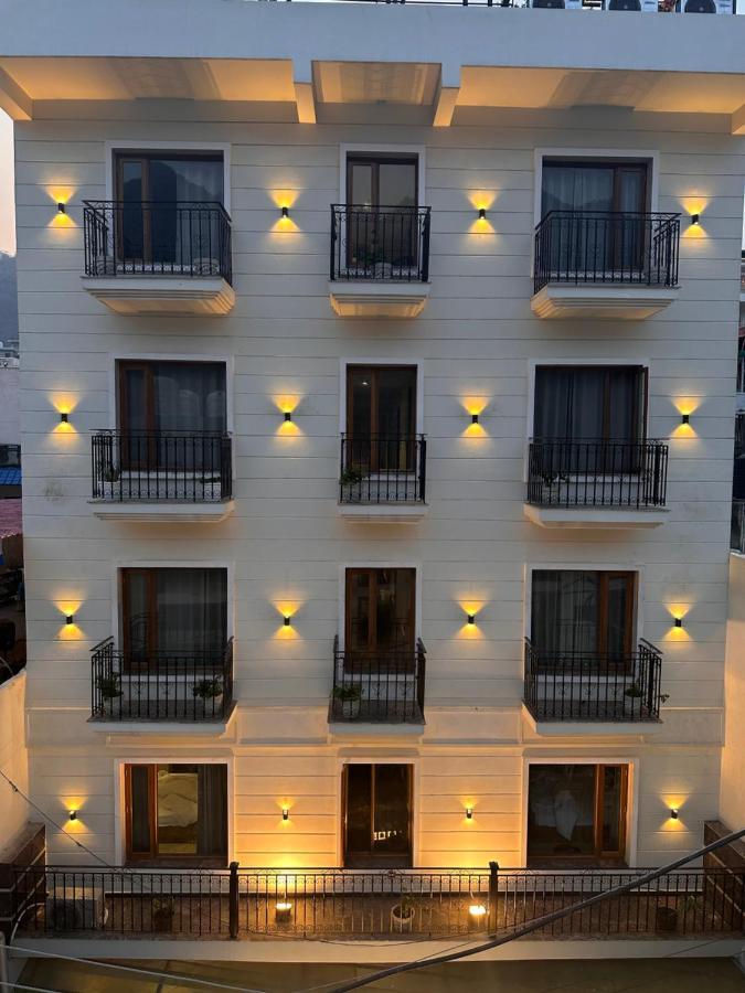 Highlands Hotel Rishīkesh Esterno foto