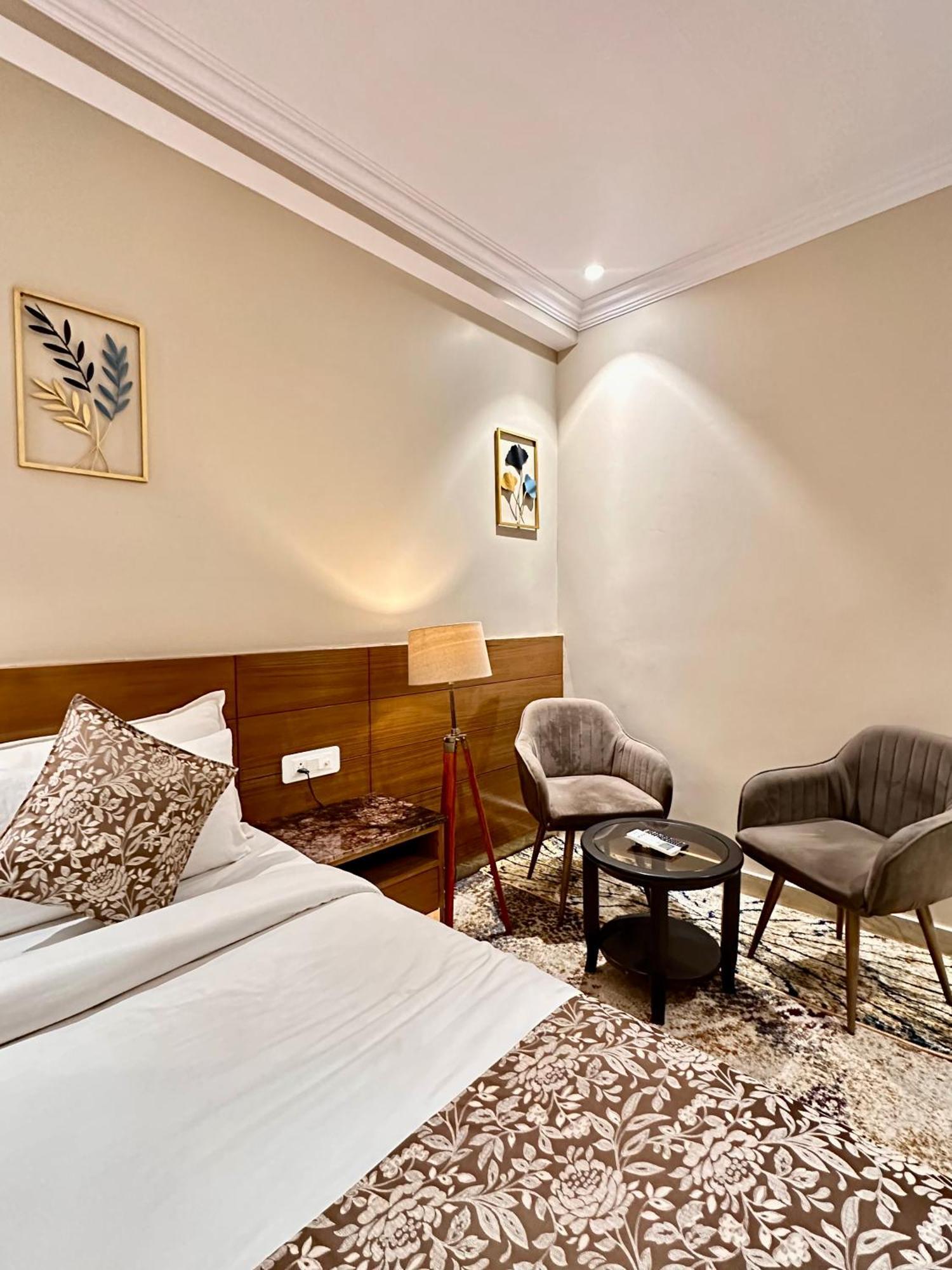 Highlands Hotel Rishīkesh Esterno foto
